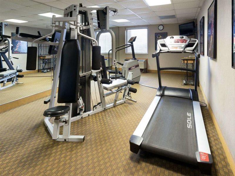 Days Inn & Suites By Wyndham Northwest Indianapolis Ngoại thất bức ảnh
