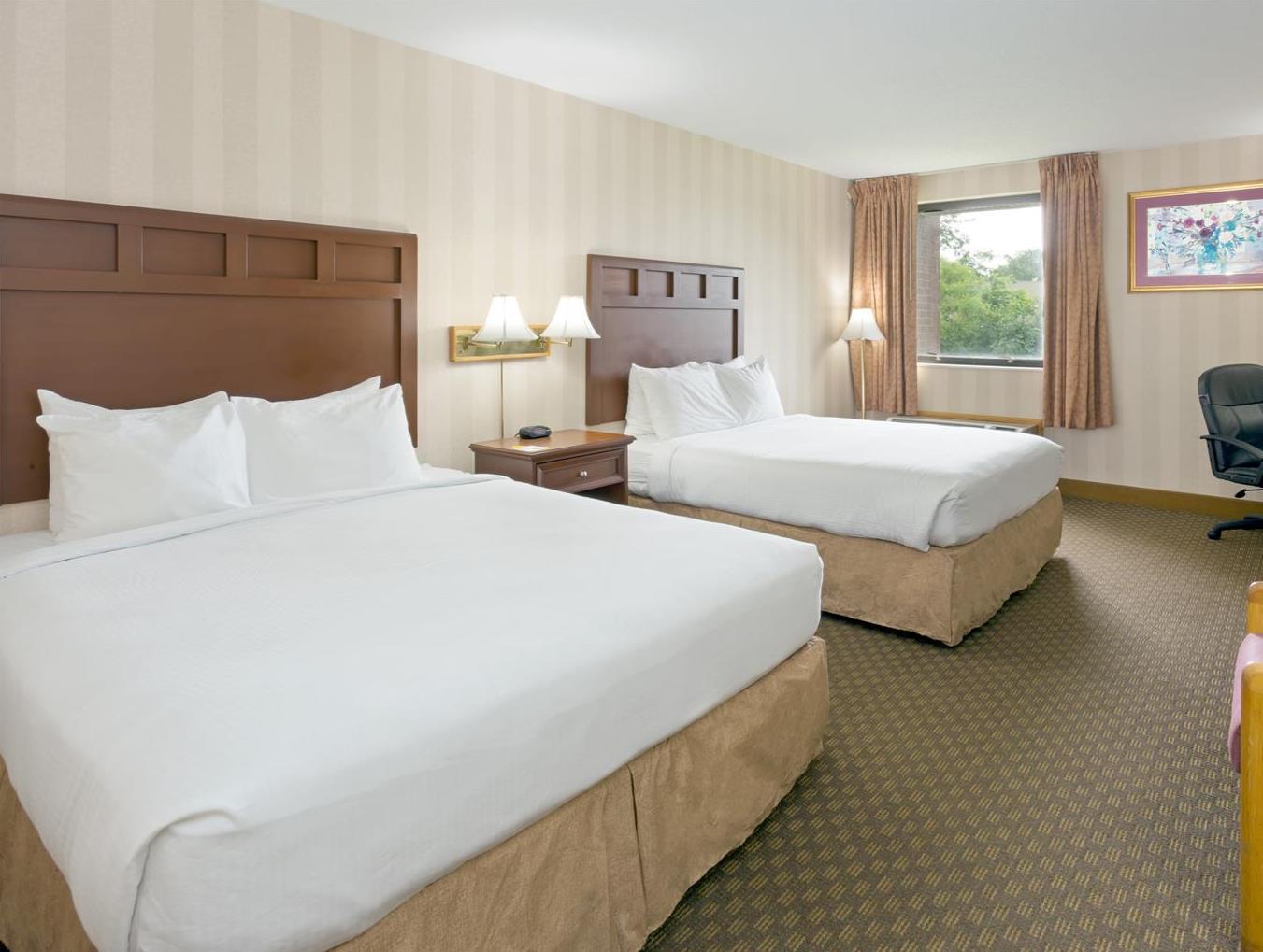 Days Inn & Suites By Wyndham Northwest Indianapolis Ngoại thất bức ảnh