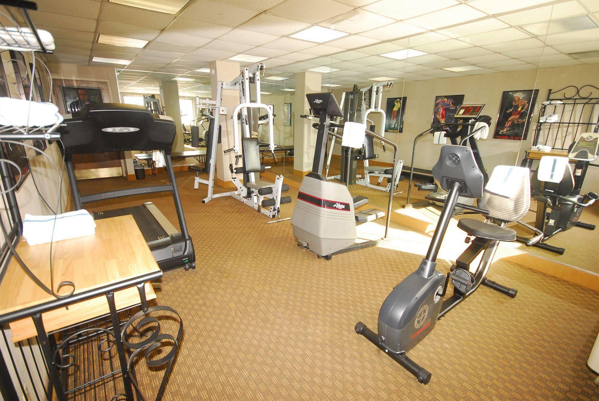Days Inn & Suites By Wyndham Northwest Indianapolis Ngoại thất bức ảnh